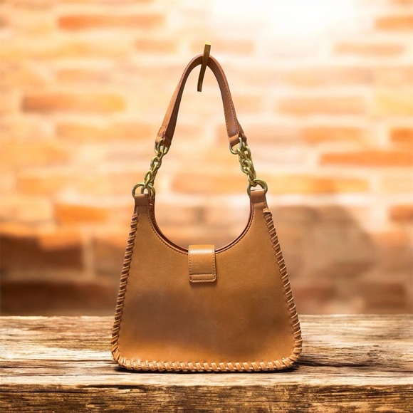 Antik Kraft Whipstitch Shoulder Bag - Picture 3 of 8